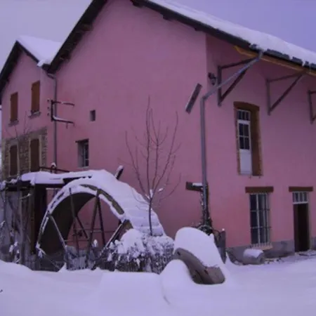 Le Moulin Rose