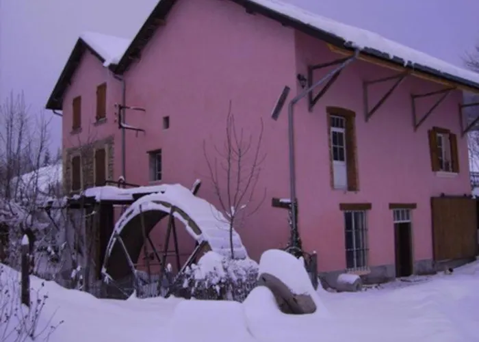Le Moulin Rose